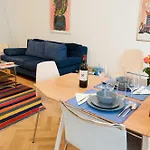 Home One Bedroom Apartment In Vienna